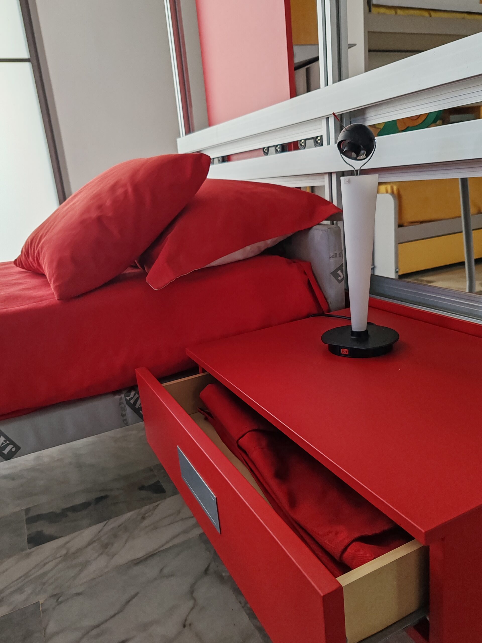 cameretta rossa 4